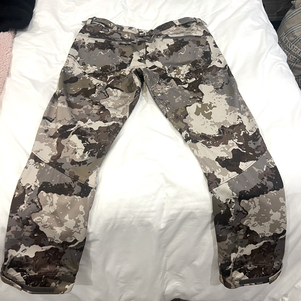 Prois. Women’s Large 10-12. Torai Mid-Weight Pant. Cumbre